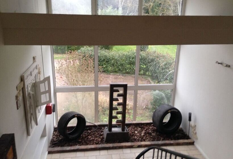 בית מלון כפרי Garden S