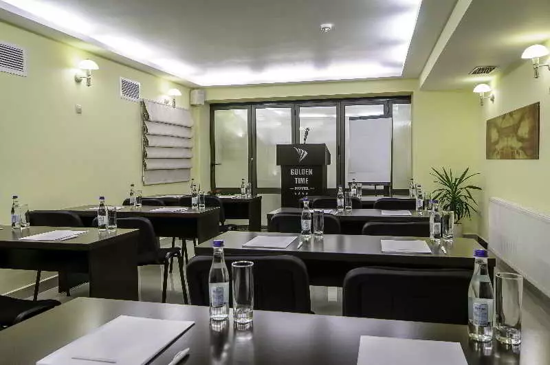 Отель Golden Time