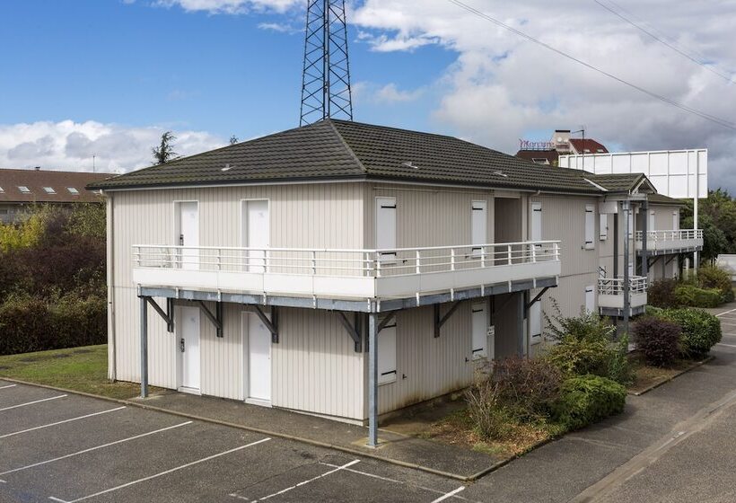 ホテル Initial By Balladins Lyon / Chanas