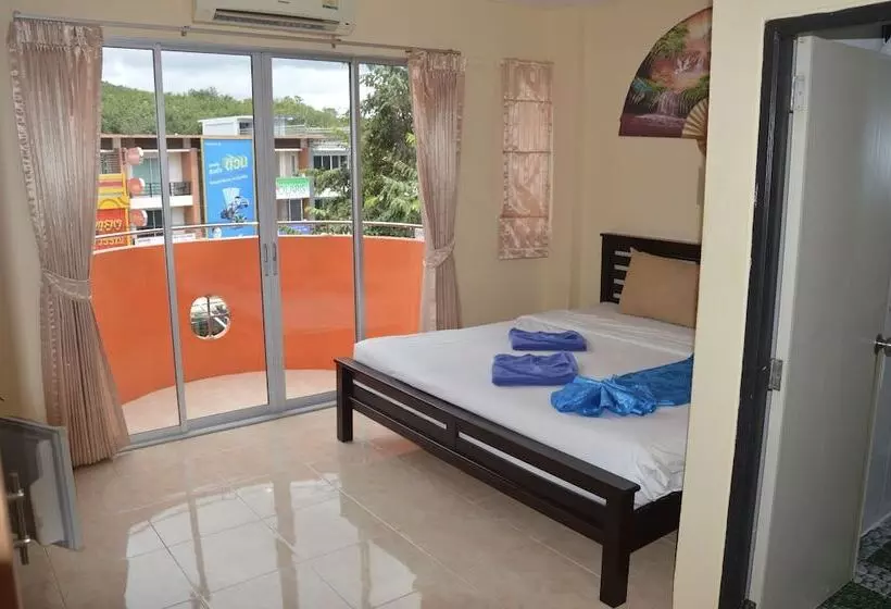 هتل Living Room Guesthouse