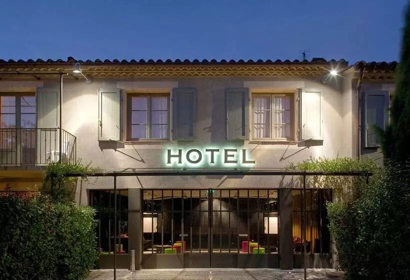 בית מלון כפרי Montmorency & Spa