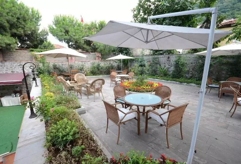 هتل Tahir Aga Konagi