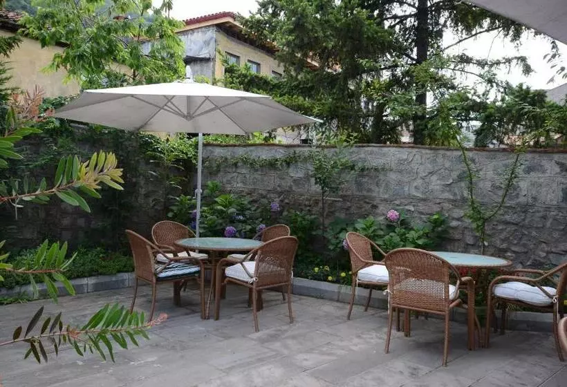 هتل Tahir Aga Konagi