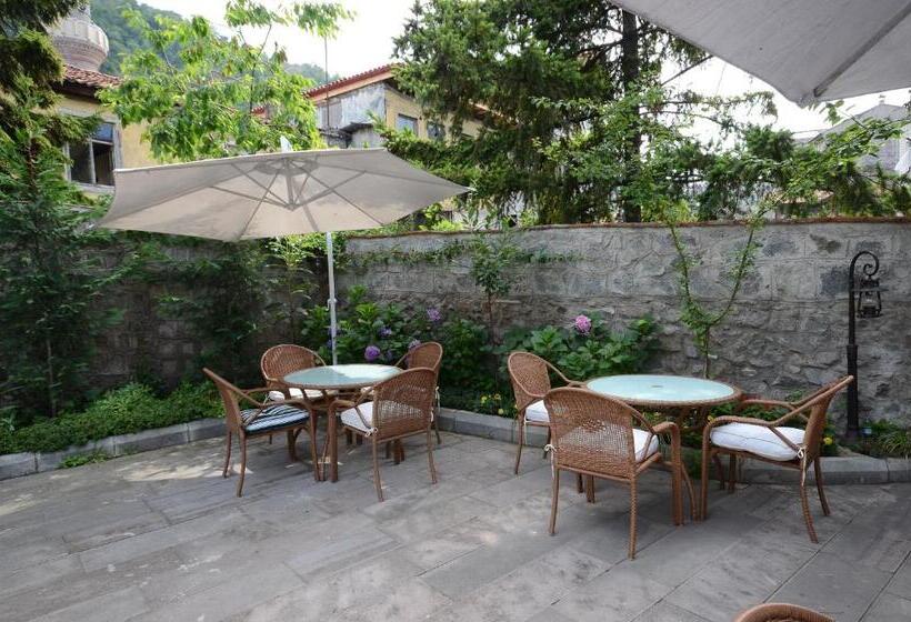 هتل Tahir Aga Konagi