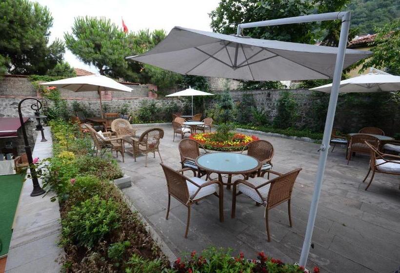 هتل Tahir Aga Konagi