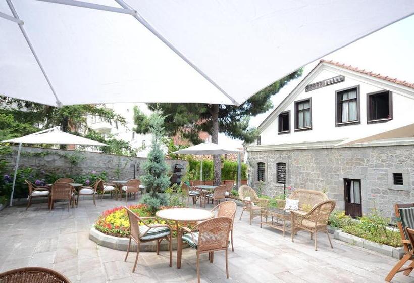 هتل Tahir Aga Konagi