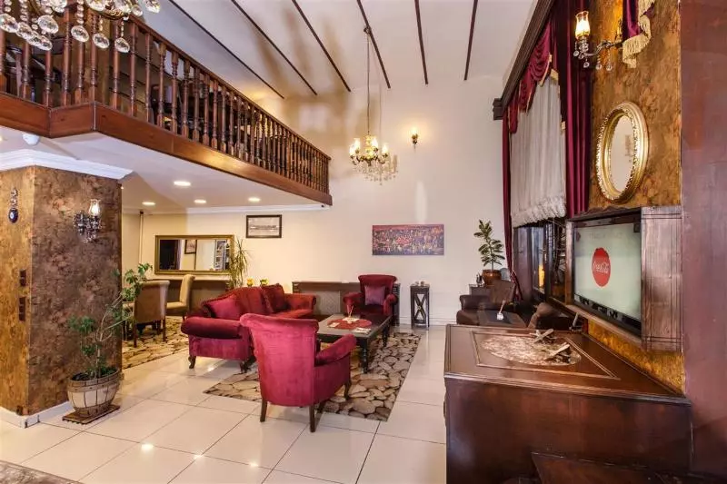 هتل Tahir Aga Konagi