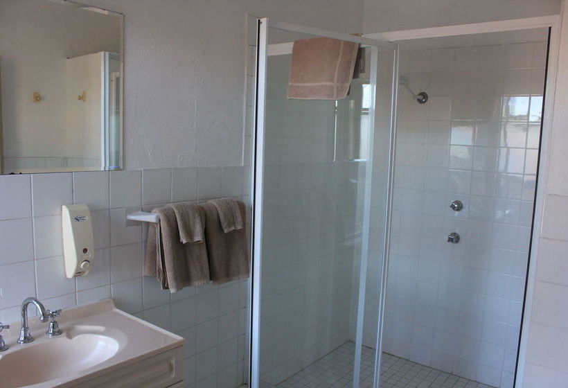 فندق على الطريق Normandie Inn & Function Centre