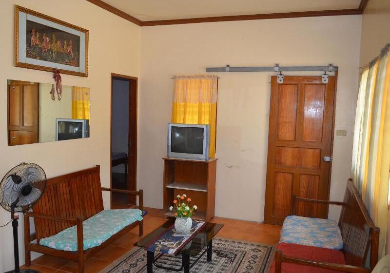 White Beach Hotel Puerto Galera Powered By Cocotel