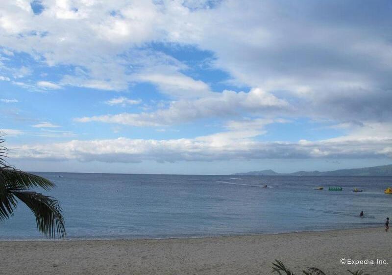 White Beach Hotel Puerto Galera Powered By Cocotel