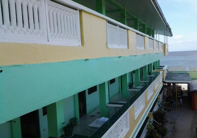 White Beach Hotel Puerto Galera Powered By Cocotel