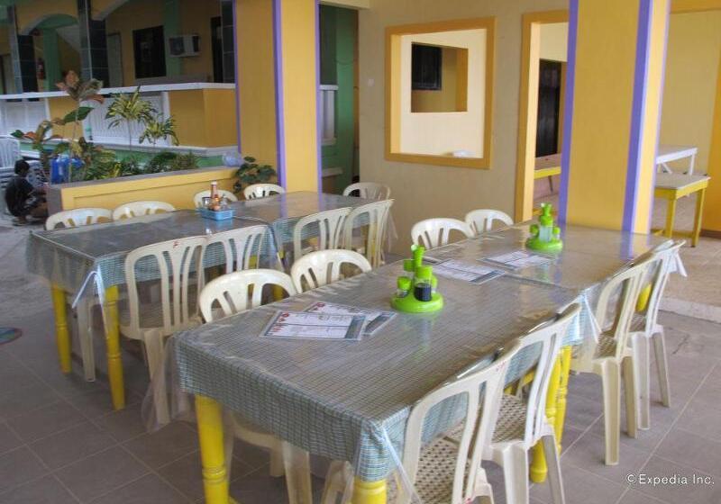 White Beach Hotel Puerto Galera Powered By Cocotel