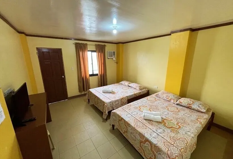 White Beach Hotel Puerto Galera Powered By Cocotel