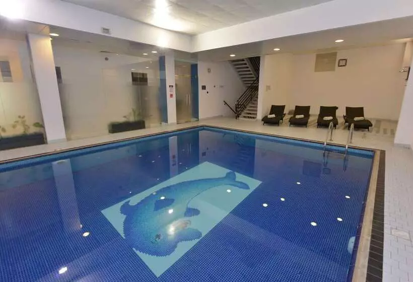 Отель Best Western Premier Muscat