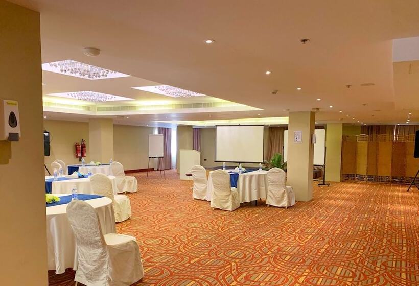 هتل Best Western Premier Muscat