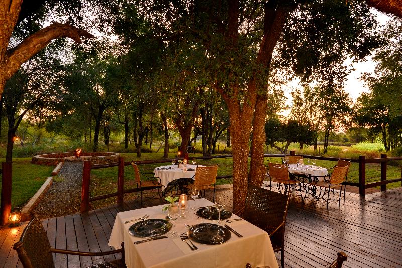 호텔 Black Rhino Game Lodge