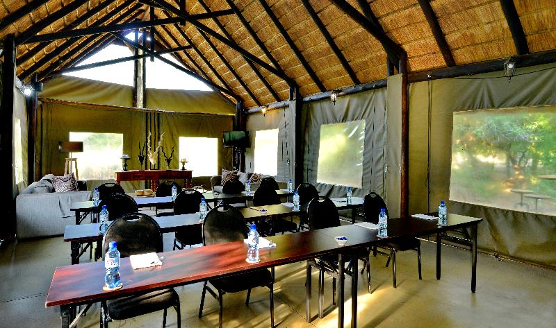 호텔 Black Rhino Game Lodge