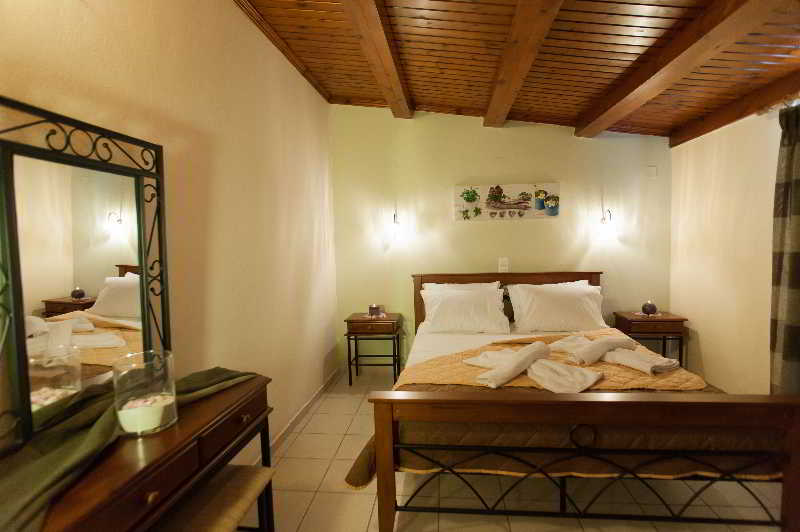 فندق Castello Apartments