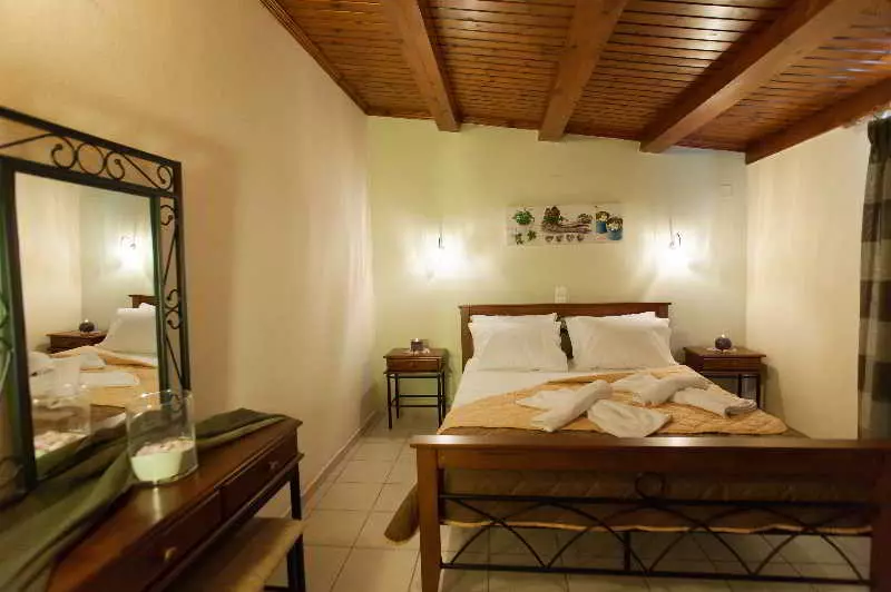 فندق Castello Apartments