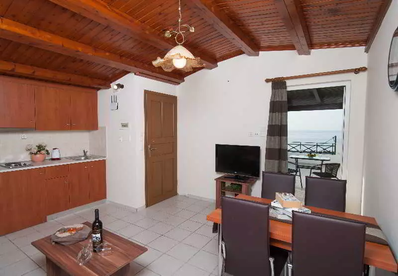 فندق Castello Apartments