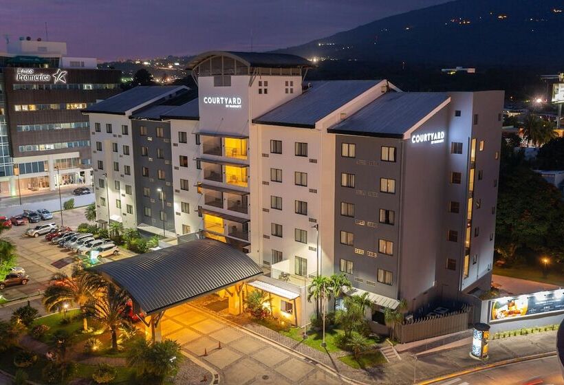 ホテル Courtyard By Marriott San Salvador