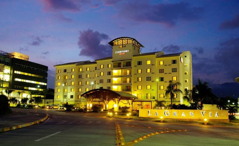 ホテル Courtyard By Marriott San Salvador