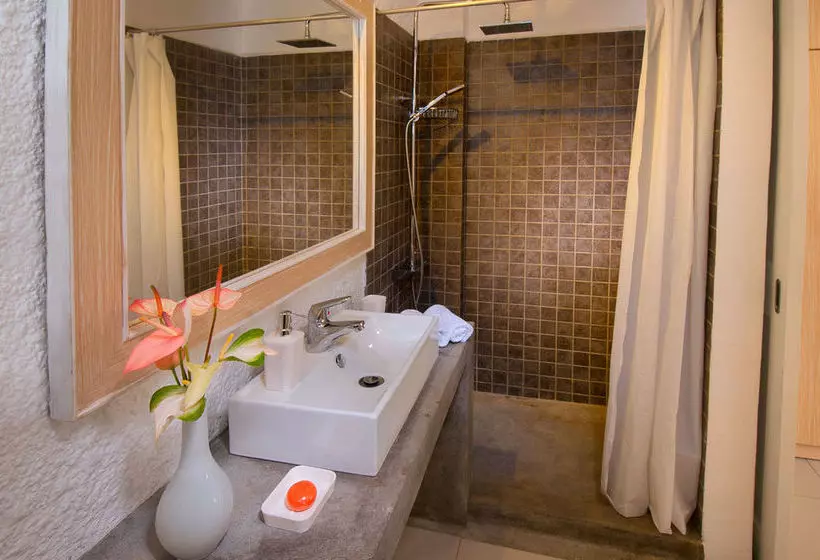 هتل Gardens Retreat