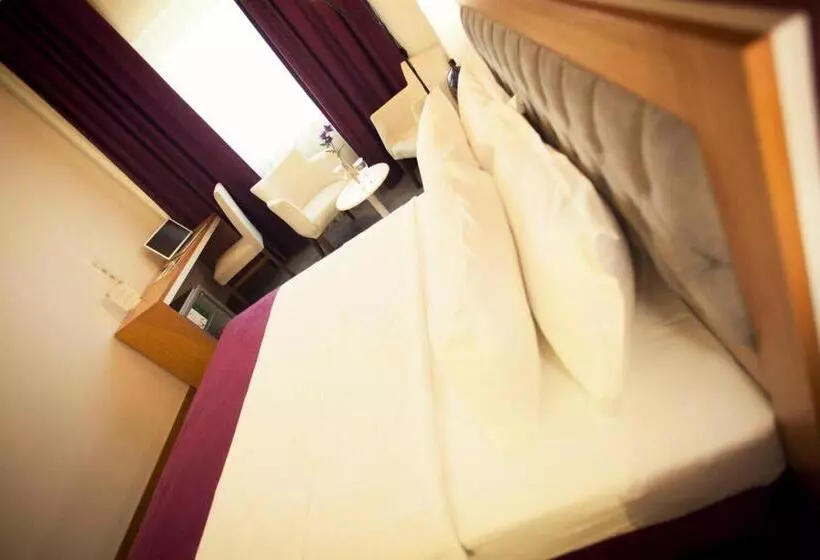 Hotel Helikon Business