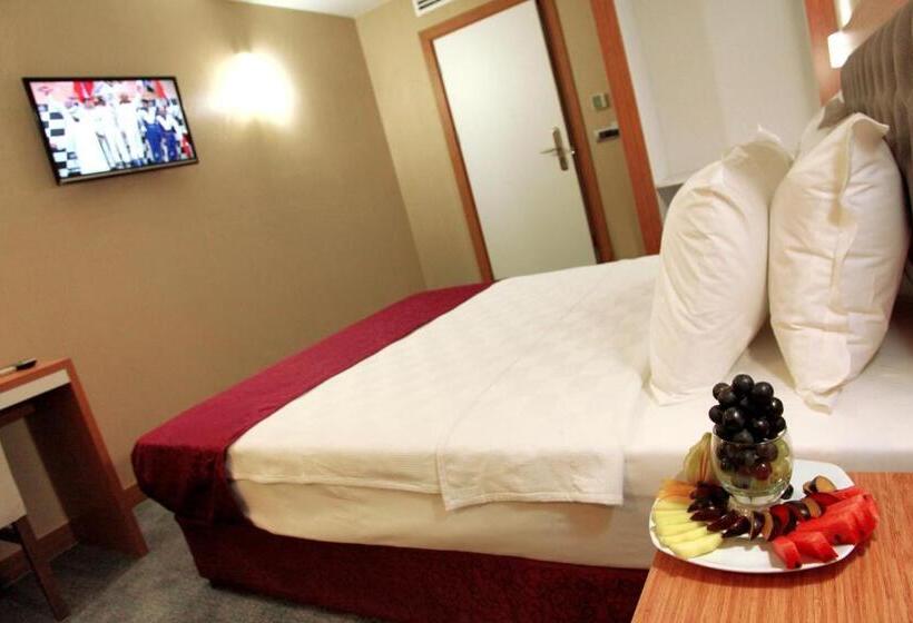 Hotel Helikon Business