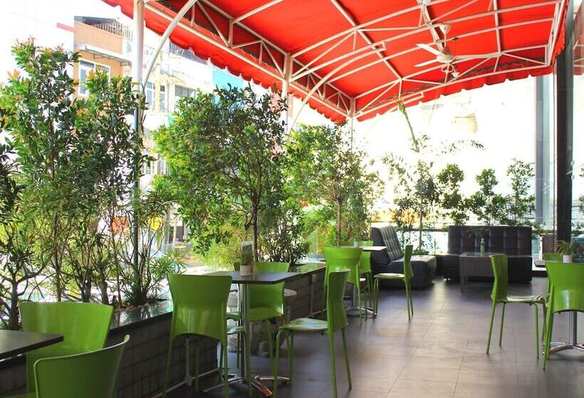 Hermes Palace Hotel Medan