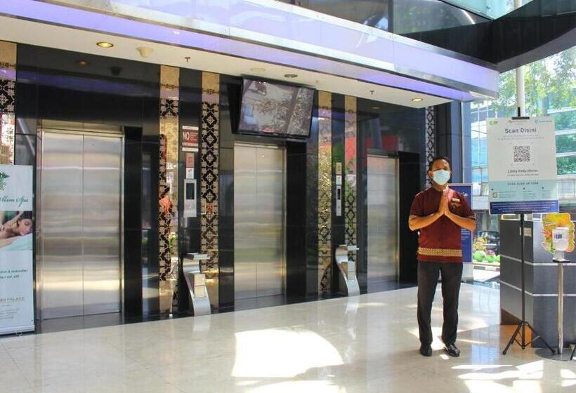Hermes Palace Hotel Medan
