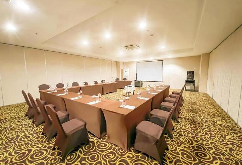 Hermes Palace Hotel Medan