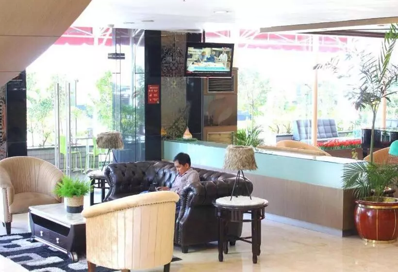 Hermes Palace Hotel Medan