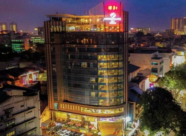 Hermes Palace Hotel Medan