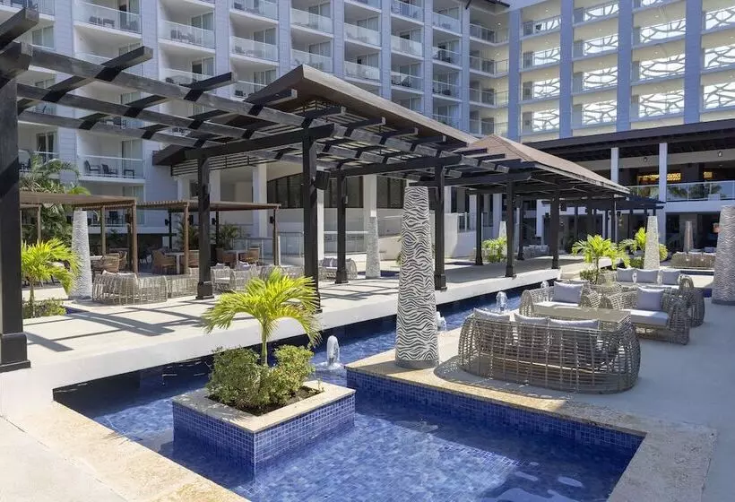Hideaway At Royalton Blue Waters, An Autograph Collection All Inclusive Resort Adults Only