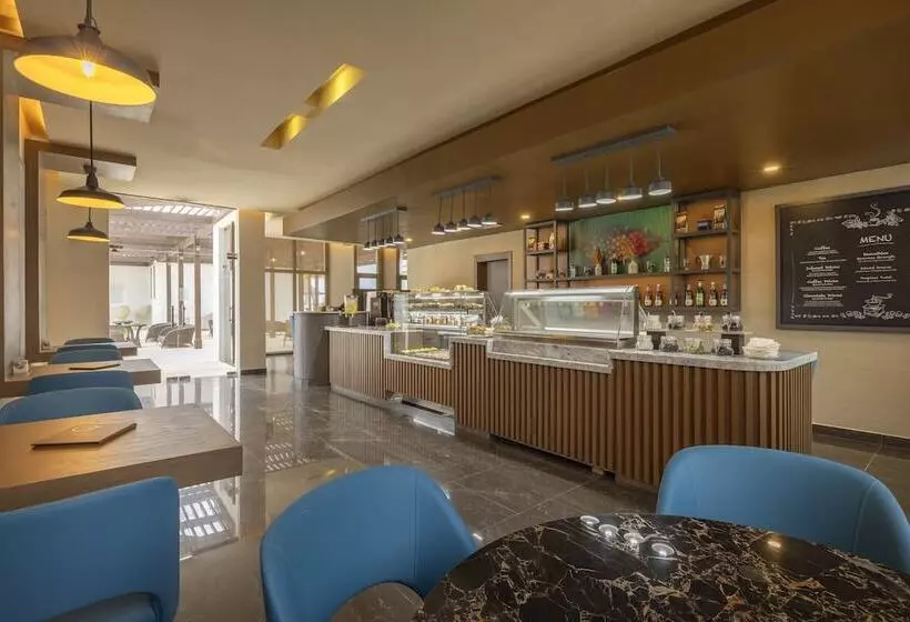 Hideaway At Royalton Blue Waters, An Autograph Collection All Inclusive Resort Adults Only