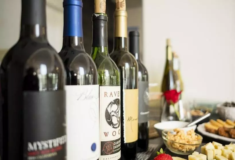 酒店 Hounds Tooth Inn