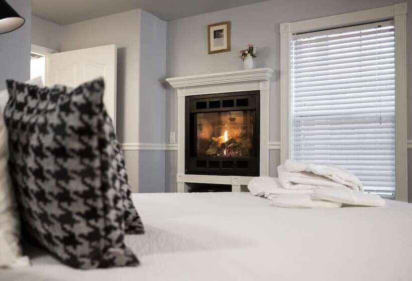 Отель Hounds Tooth Inn