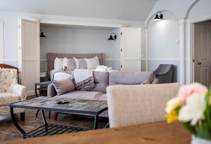 Отель Hounds Tooth Inn