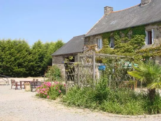 酒店 La Québécoise