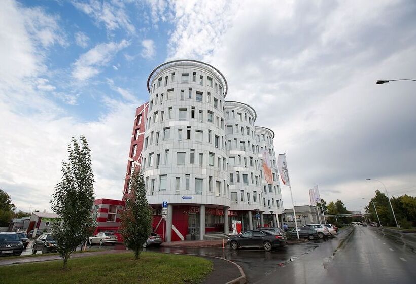 בית מלון כפרי Olympplaza