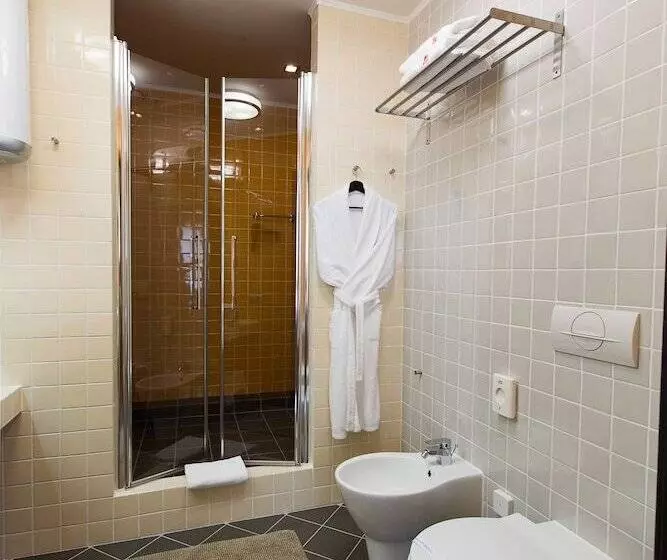 בית מלון כפרי Olympplaza