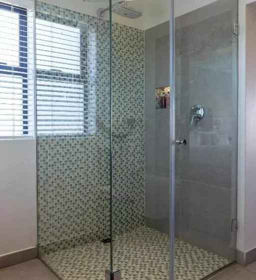 酒店 Whale Rock Luxury Lodge