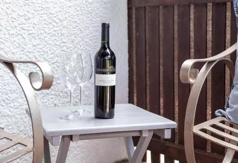 酒店 Whale Rock Luxury Lodge