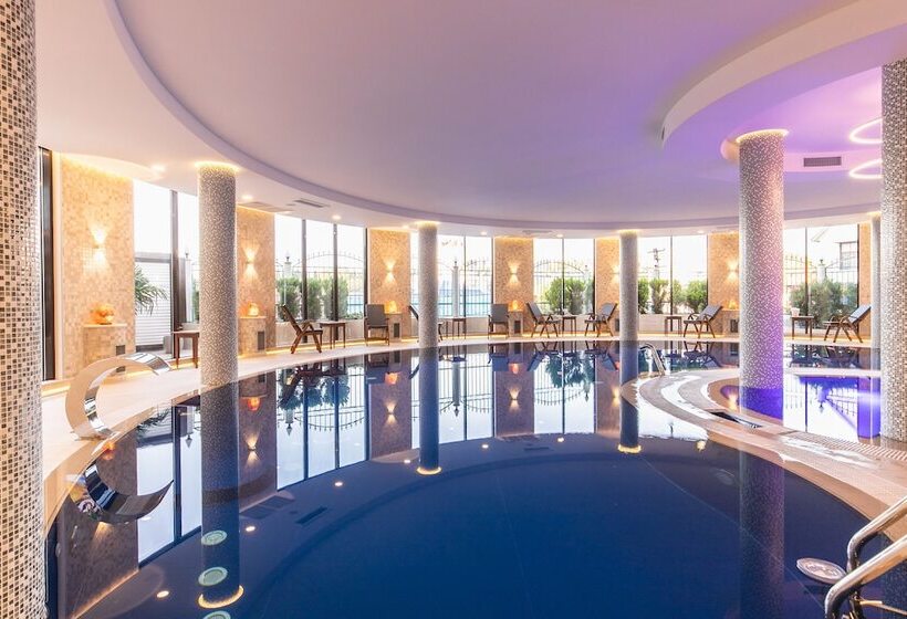 Wind Rose Hotel & Spa