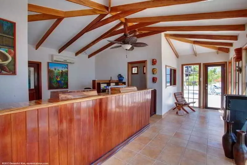 هتل X Tan Ha The Waterfront