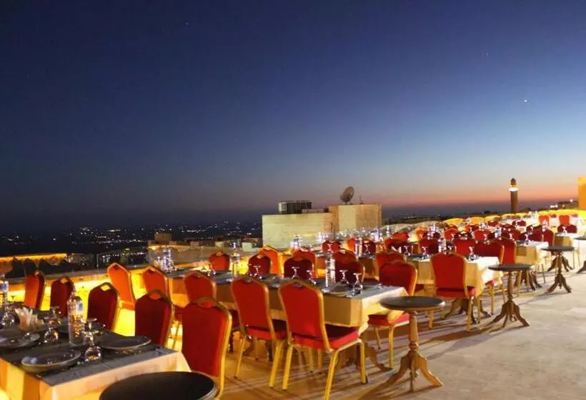 Izala Hotel Boutique Class