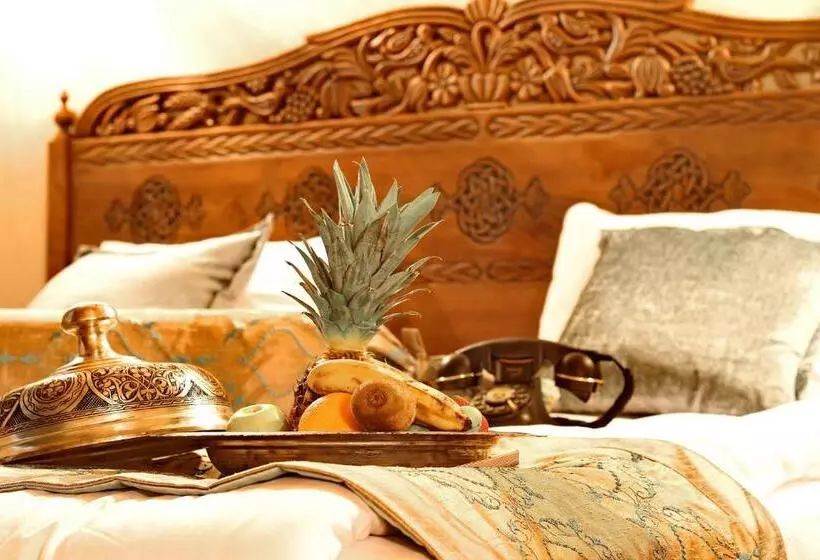 Izala Hotel Boutique Class