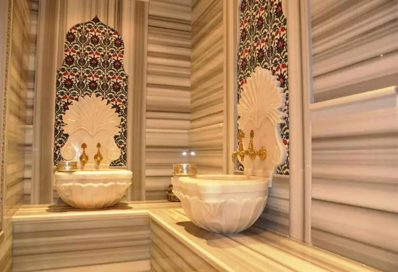 Izala Hotel Boutique Class