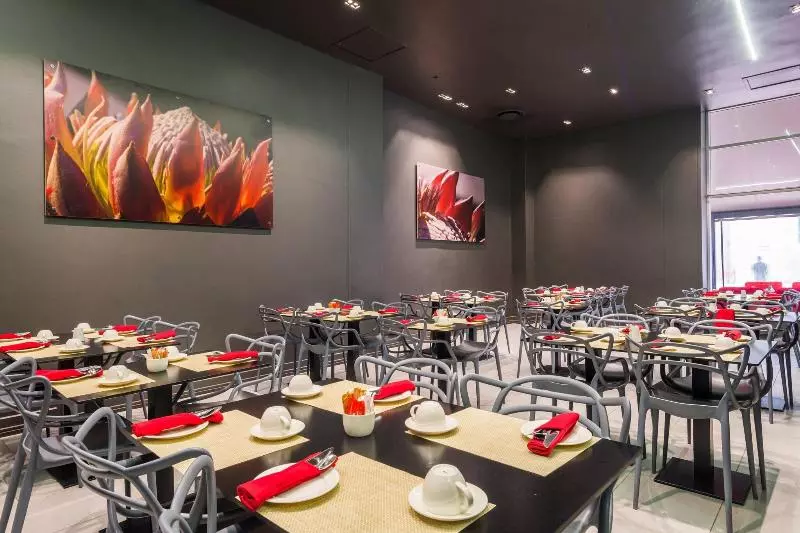 Protea Hotel By Marriott Gaborone Masa Square